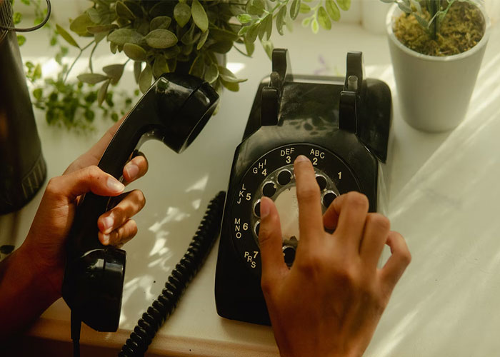 Someone Asks, "What Will Die With Millennials?" And 45 People Don't Hold Back Their Opinions