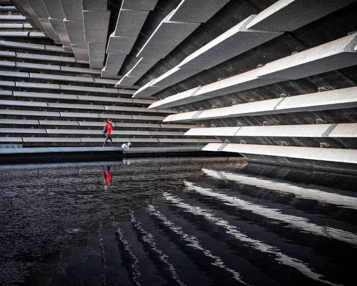 Urban Life Commended: Brian Clark, 'A Touch Of Red '