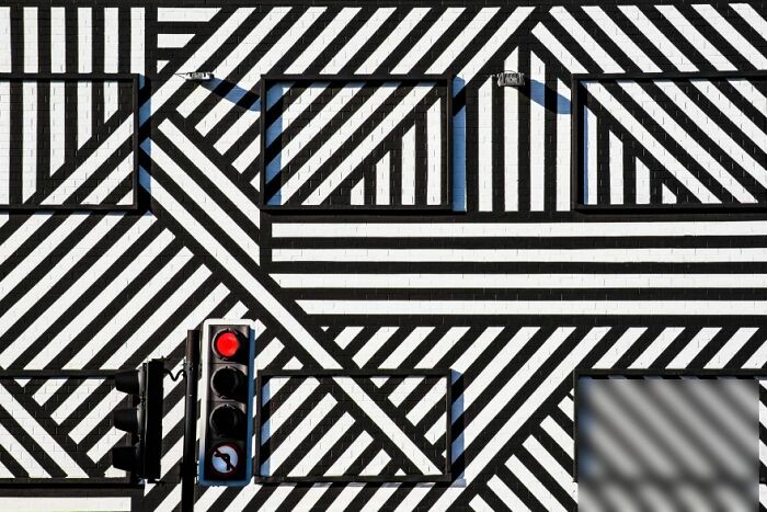 Urban Life Commended: Linda Wride, 'Light On Red'