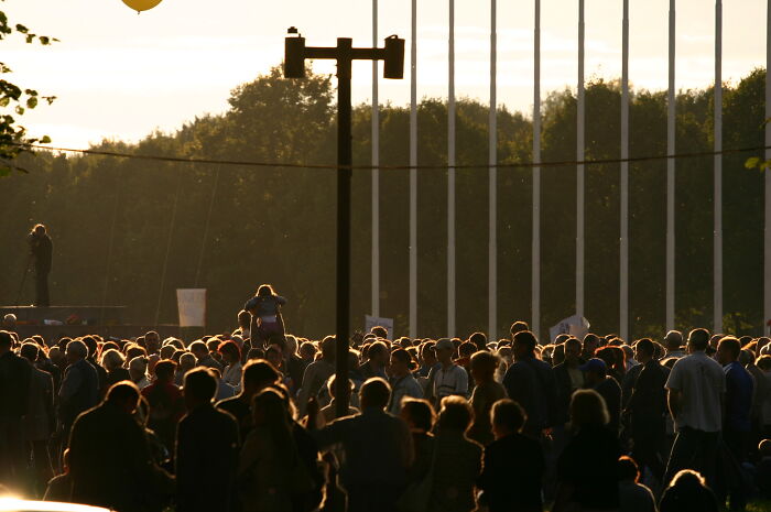 30 Things That Immediately Make People Angry Because They Are So Annoying, As Shared In This Online Group