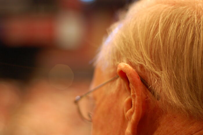 30 Smells People Willingly Admit They Love, As Shared In This Online Thread