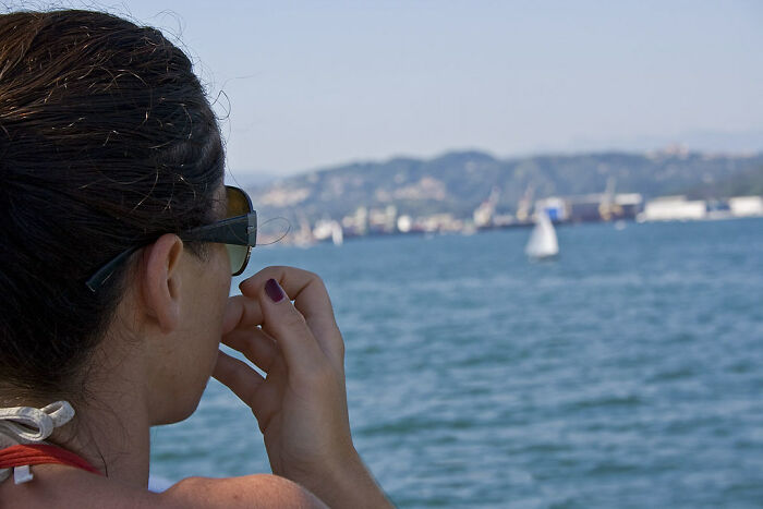 30 Pet Peeves And Red Flags When You First Start Dating Someone, As Pointed Out By Folks Online