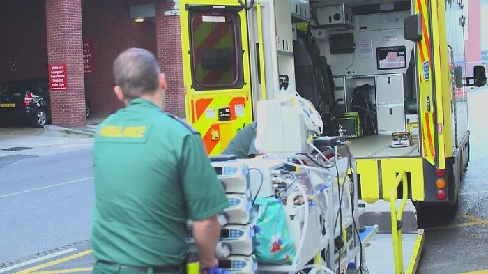 20 Personas que fueron pobres comparten esos "lujos" que en realidad son necesidades