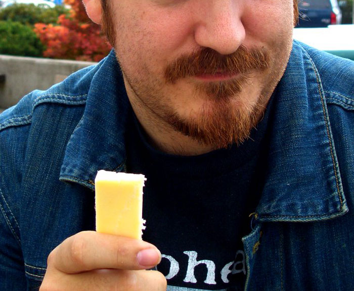 Boyfriend Gets Called 'Raging Douchecanoe' After Secretly Putting Cheese Into His Lactose Intolerant Girlfriend's Tacos