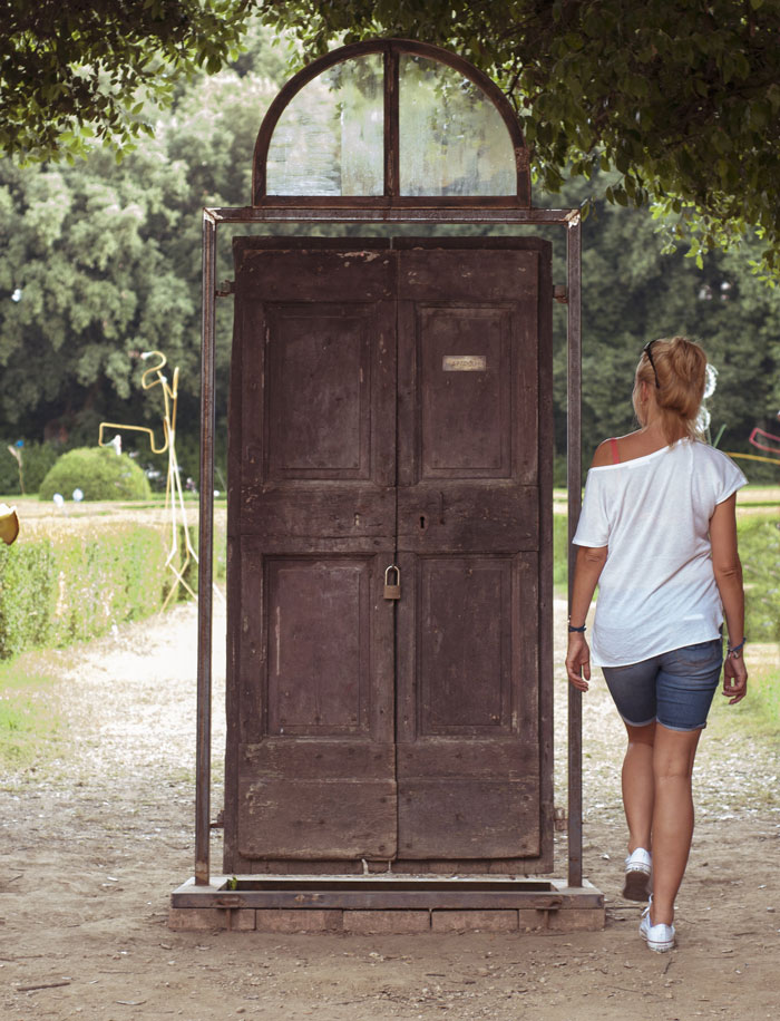 Man Gives His Mom The Keys To His House When Wife Asked Not To, So She Changes The Locks, Making The Family Furious