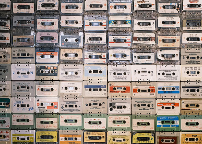 Someone Asks, "What Will Die With Millennials?" And 45 People Don't Hold Back Their Opinions