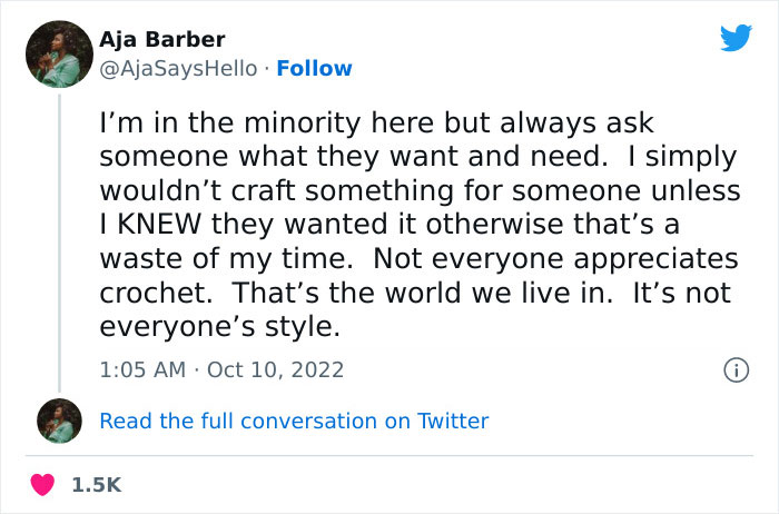 Woman Crochets A Blanket For 900 Hours As A Gift For Friend's Son, He Gives it Back To Her, The Internet Is Divided Woman Crochets A Blanket For 900 Hours As A Gift For Friend's Son, He Gives it Back To Her, The Internet Is Divided