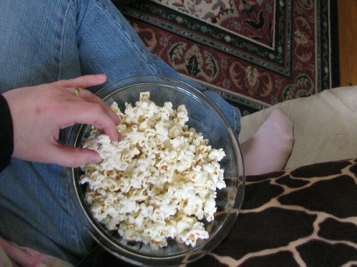 30 Things That Are An Integral Part Of An American House, As Assumed By Non-Americans In This Online Group