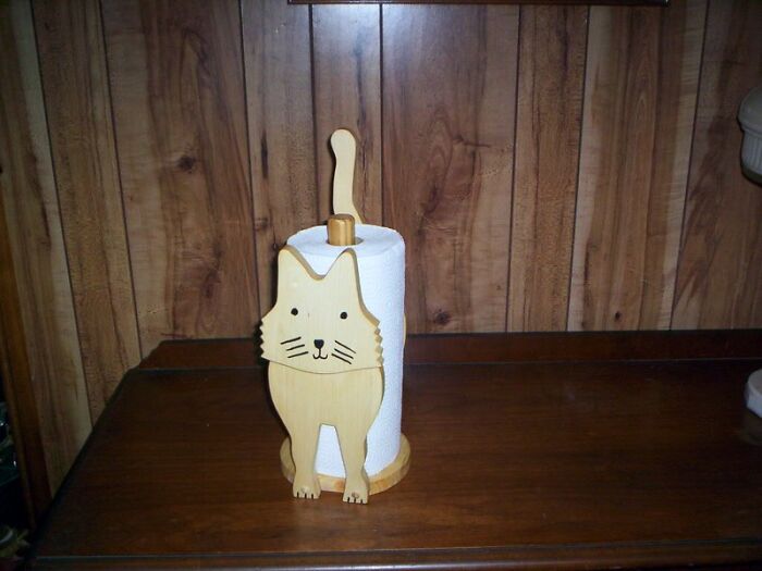 30 Luxuries That Are Apparently Necessities, According To These Former Poor People Online