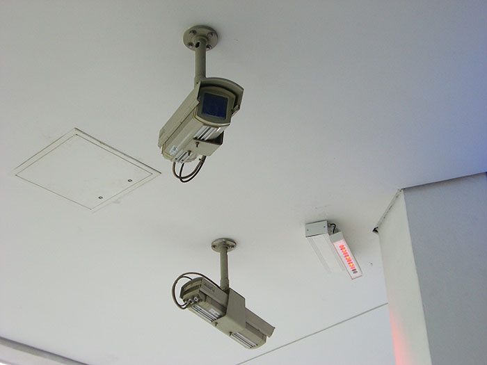 Karen Throws A Fit When Her Son Is Banned From A Gas Station For Stealing, Manager Gladly Shows Her The Tapes