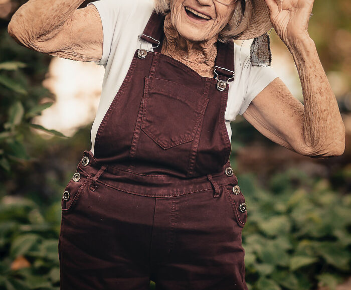 30 Things That Nobody Bats An Eye About If It’s A Guy Doing It, But Loses Their Wits If It’s A Woman Doing It, As Listed By Folks Online