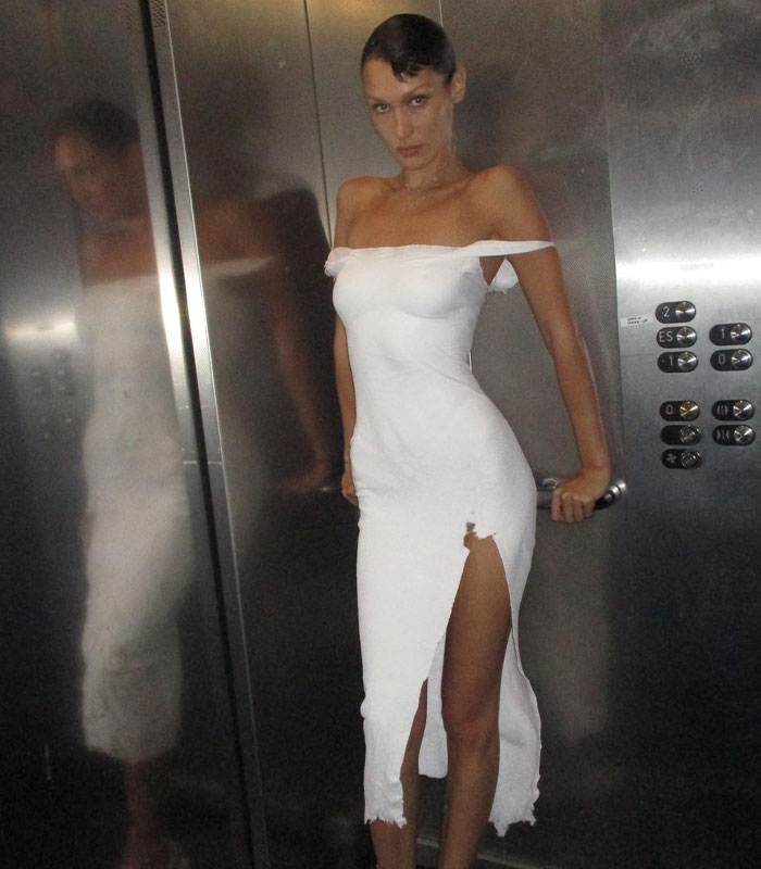 A Closer Look At Bella Hadid&rsquo;s Spray-Painted Coperni Dress Reveals The Science Behind It