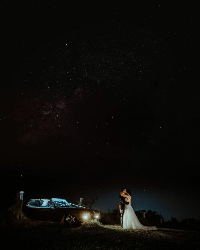 I Take Weird Wedding Photos And Clients Love Them (18 Pics)