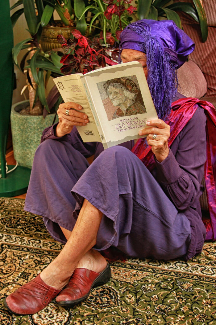 30 Things That Nobody Bats An Eye About If It’s A Guy Doing It, But Loses Their Wits If It’s A Woman Doing It, As Listed By Folks Online