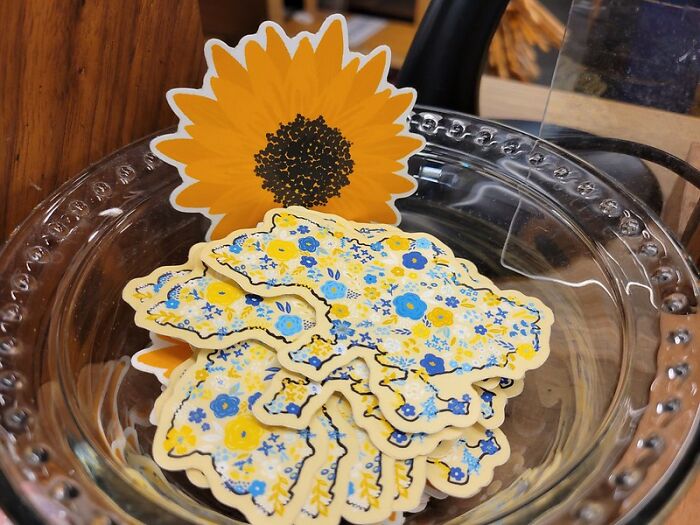 30 Things That Are An Utter Waste Of Money, As Listed By Folks In This Online Thread