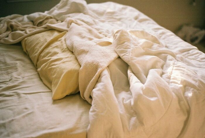 Men Online Reveal 30 Things They Learned About Women Once They Started Dating One