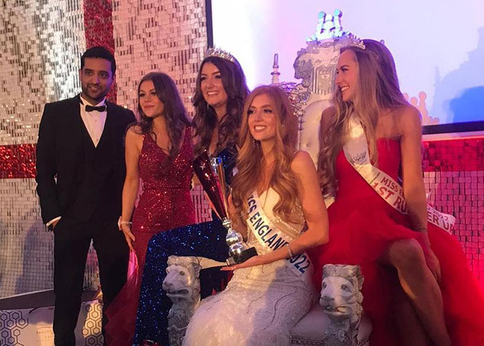 Woman Who Was “Spat At” And “Burned” At School For Having Ginger Hair Grows Up To Be Crowned Miss England Woman Who Was “Spat At” And “Burned” At School For Having Ginger Hair Grows Up To Be Crowned Miss England