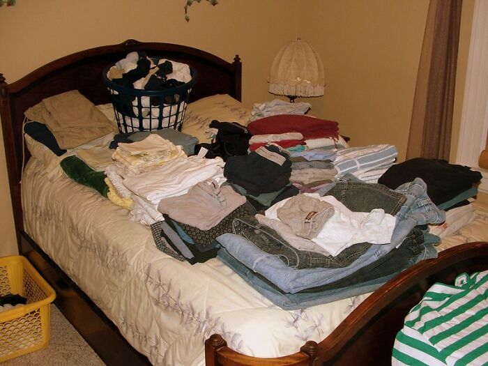 30 Luxuries That Are Apparently Necessities, According To These Former Poor People Online