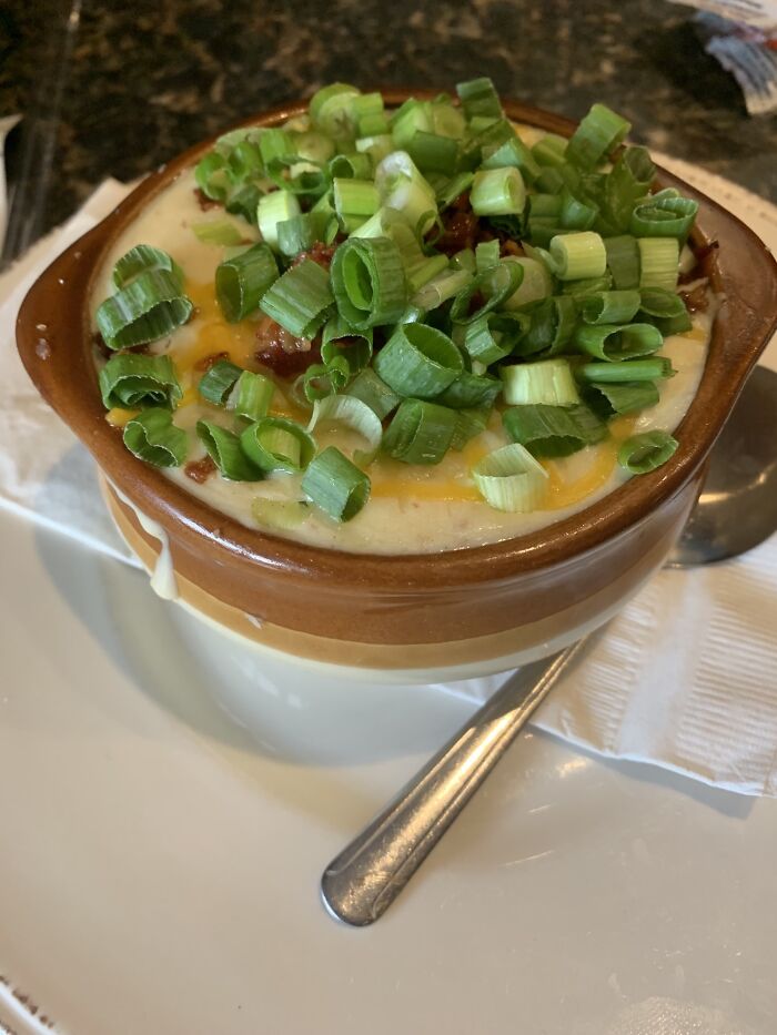 I Asked For Extra Green Onions On My Loaded Potato Soup. There’s Usually About 5 Or 6 Slices On There