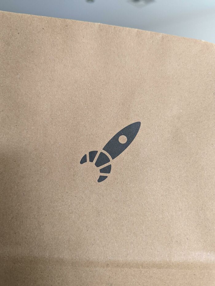 Logo For Lune Croissanterie - A Pâtisserie Specialising In Croissants