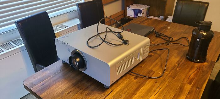 Theater Quality Projector Found On Curb