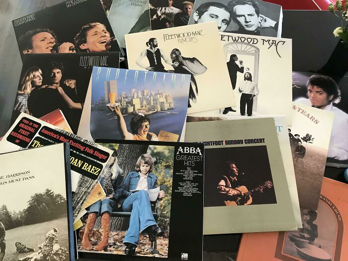 Hacía 20 años que no encontrábamos una caja tan buena. Todos los discos están en perfectas condiciones. La mayoría eran de importación australiana