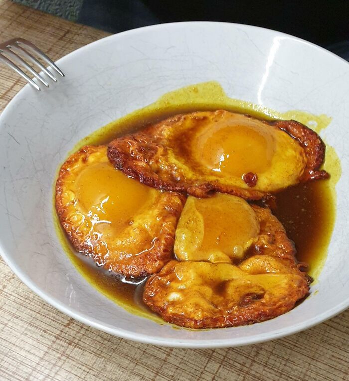 These Eggs My Dad Made With "A Bit Of Turmeric"