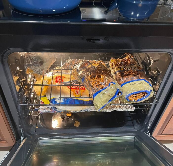 Wanted To Cook A Nice Meal For My Grandma Since She Doesn’t Have A Lot Of Time Left. I Didn’t Realize She Used Her Oven As A Pantry. I Usually Pre-Check Ovens, Too