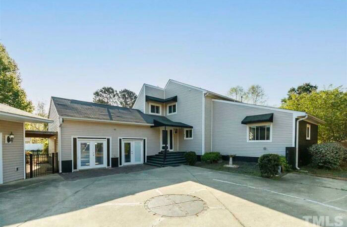 This House Is Furious It Exists