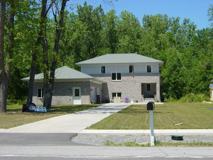 "Mediterranean", Like A Garbage Strike In Naples