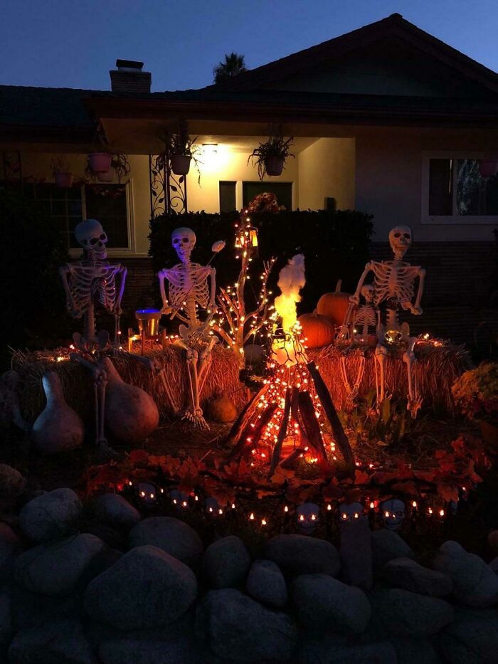 My Grandma Sent Me A Picture Of Her Halloween Decorations This Year