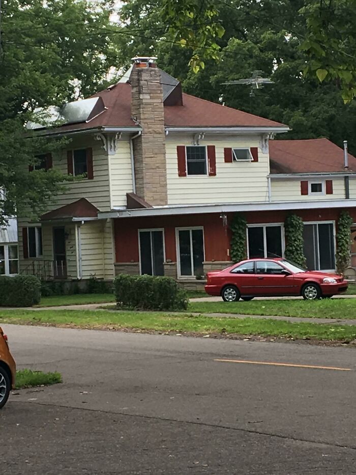 This House Is So Incredibly Unorganized