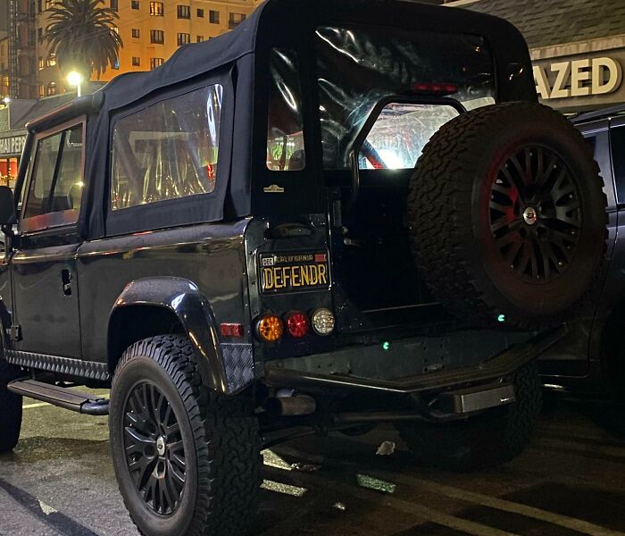 Land Rover Defender Nice License Plate