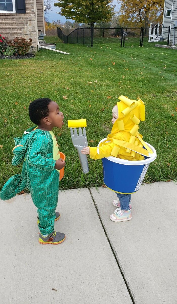 My Daughter Feeding Mac N' Cheese To Her Cousin On Halloween