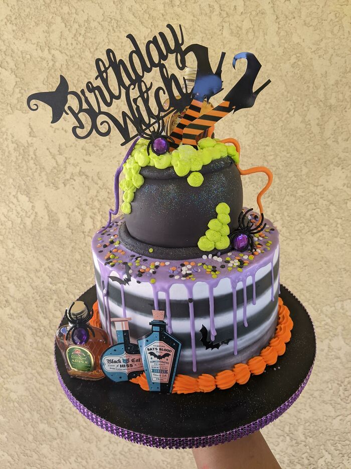 I Enjoy Watching How My Wife Make Cakes For Clients