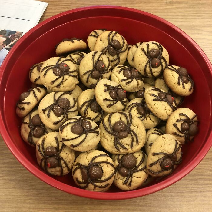 I Cannot Wait To Make These Peanut Butter Spider Cookies Again