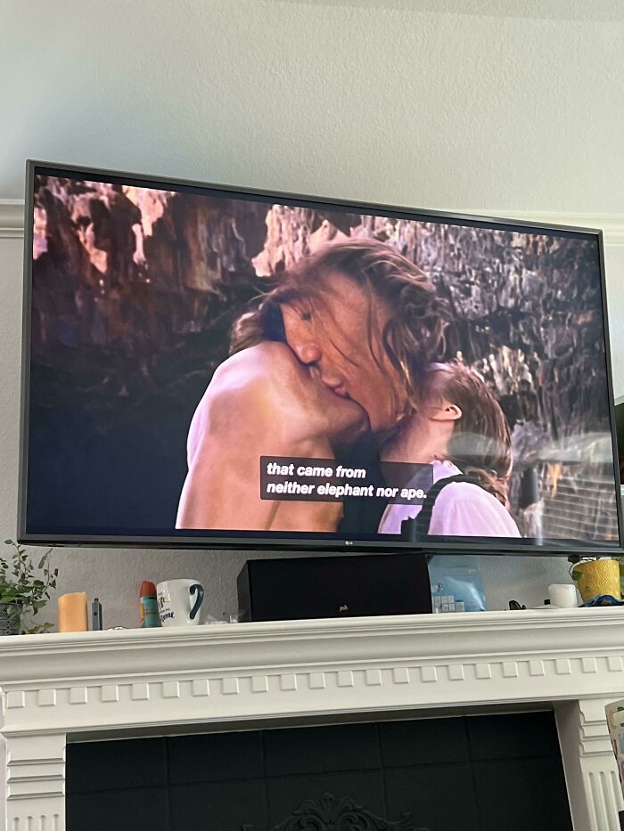 If You Pause Exactly Here In George Of The Jungle Brendan Frazier Kisses His Massive Collar Bone