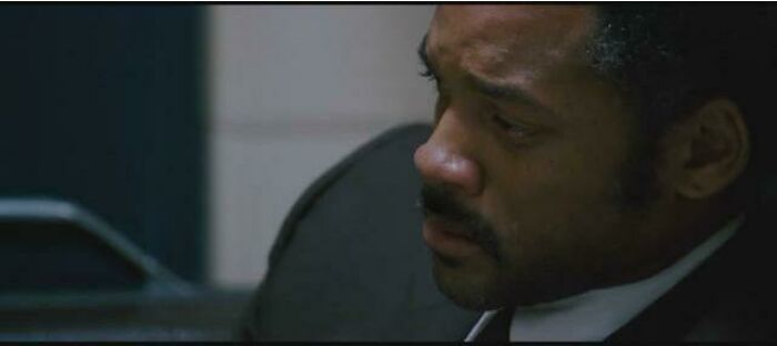In The Pursuit Of Happyness (2006) We See An Unscripted Scene Where Will Smith Starts Crying In A Bathroom, This Is Because The Cast Pulled A Prank And Locked Him In The Bathroom. Director Muccino Thought This Scene Was Too Funny To Not Include In The Film