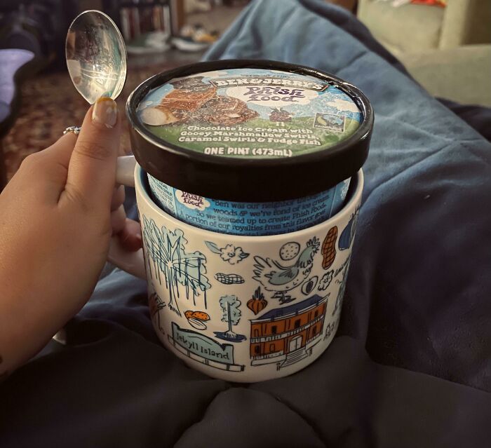 Ben And Jerry’s Pints Fit Perfectly Into Starbucks “Been There” Mugs, Do With This Information What You Will