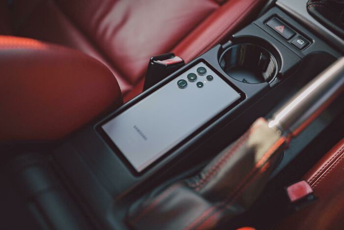 My New Phone Satisfyingly Fits In My Car's Wireless Charging Pad