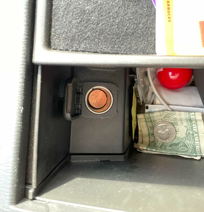 Penny Fell Into My Car Charging Port And I Can’t Get It Out