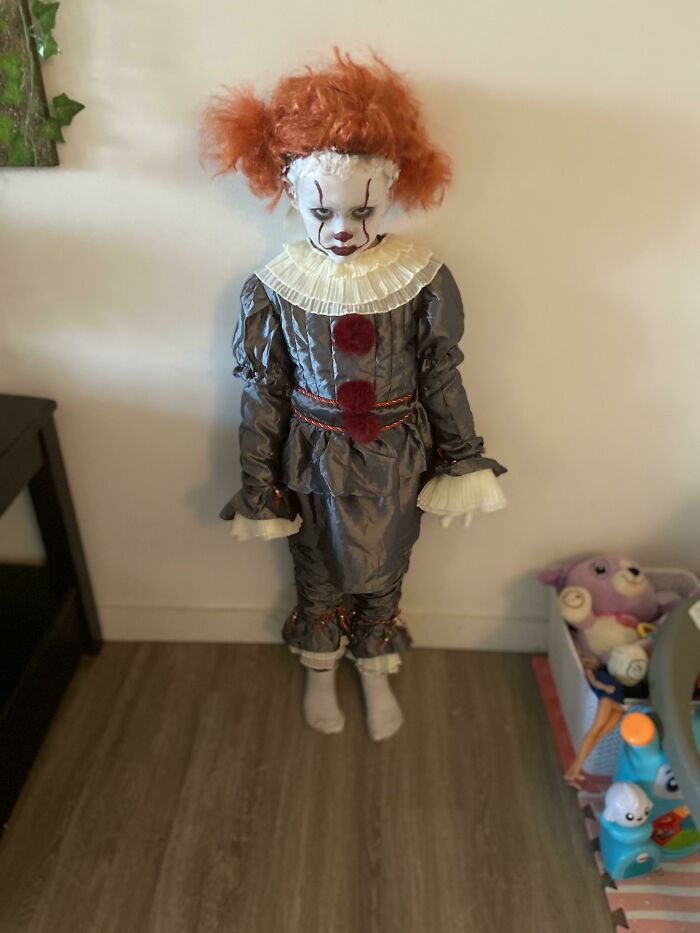 ¡Mi hijo de 4 años ganó el concurso de Halloween en nuestra ciudad!