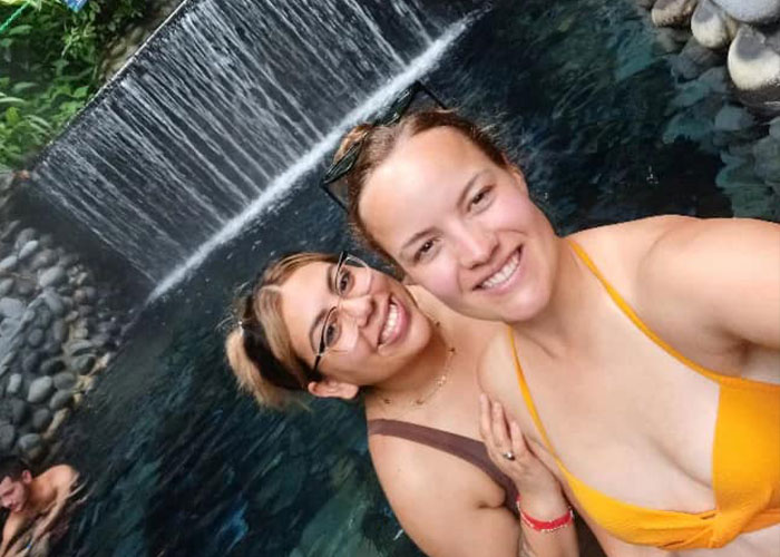 Two Women Learned They Were Dating The Same Man, Dumped Him And Went On Vacation