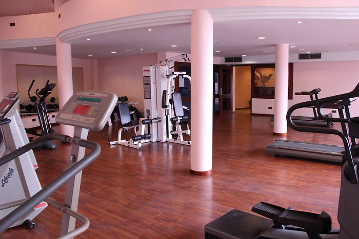 30 Things That Are An Utter Waste Of Money, As Listed By Folks In This Online Thread