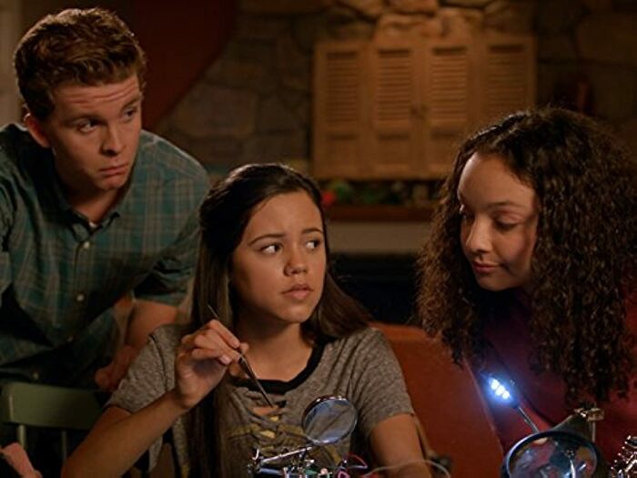 Jenna Ortega In Stuck In The Middle (2016)