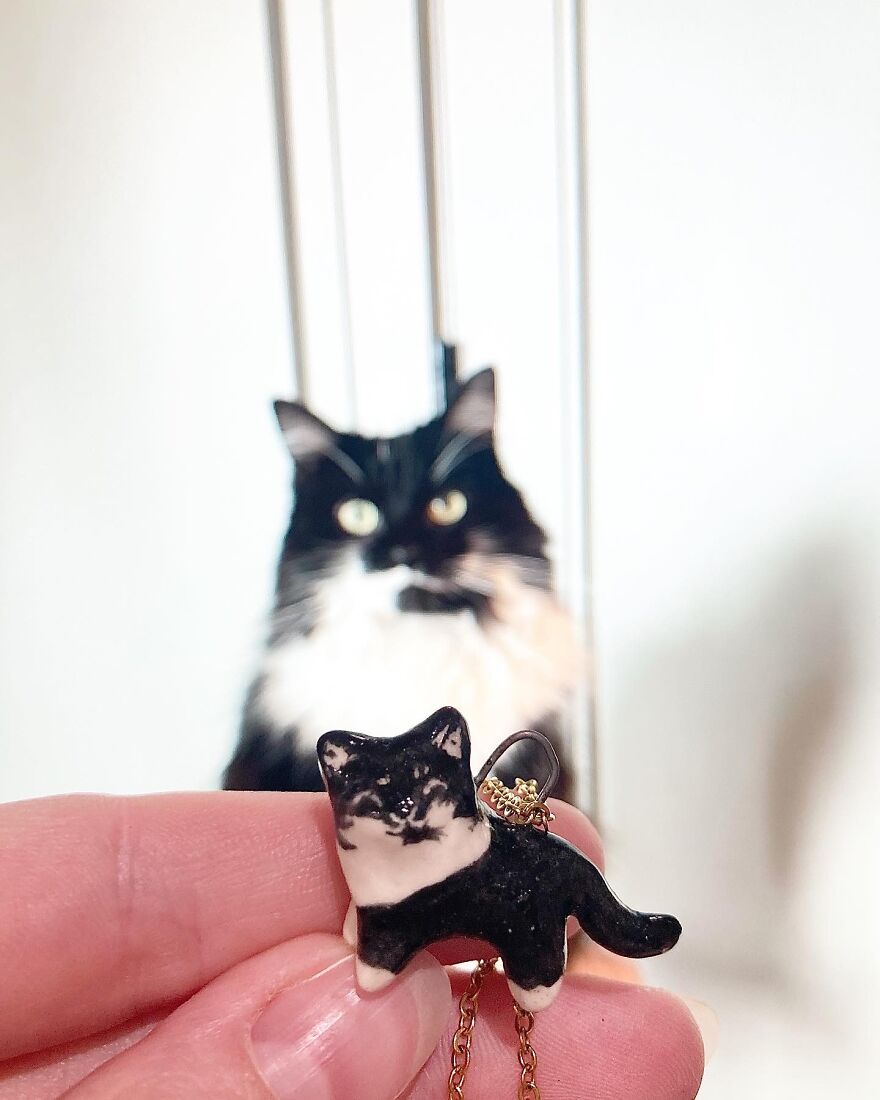 I Make Ceramic Pet Portrait Charms