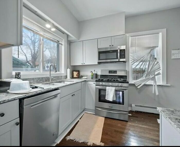 Bad-Real-Estate-Pictures