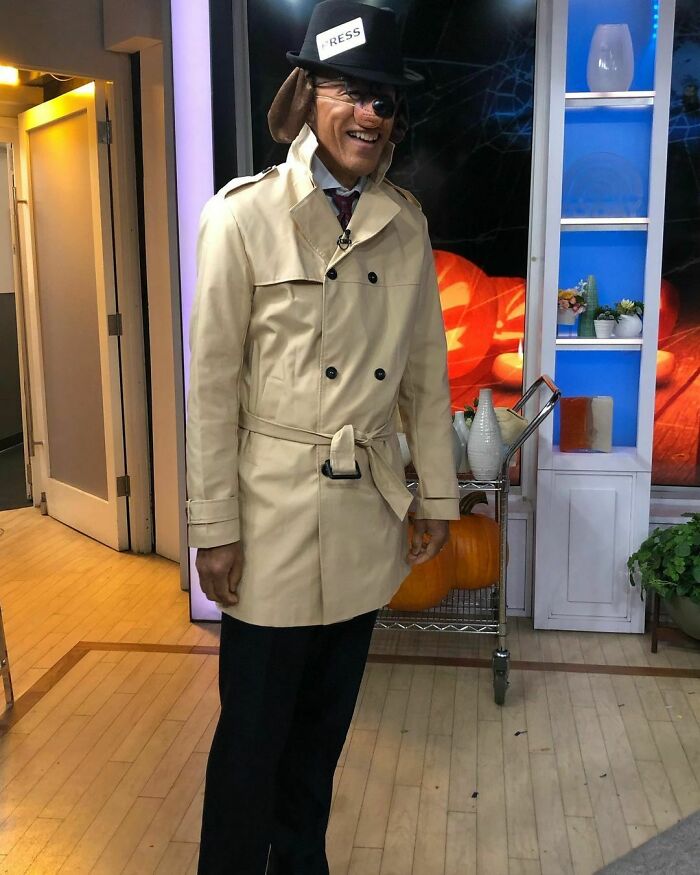 Lester Holt As News Hound