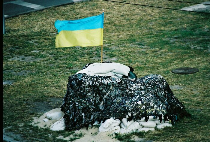 I Went To The War Zone To Help 1000 Ukrainian People (7 Pics) I Went To The War Zone To Help 1000 Ukrainian People (7 Pics)