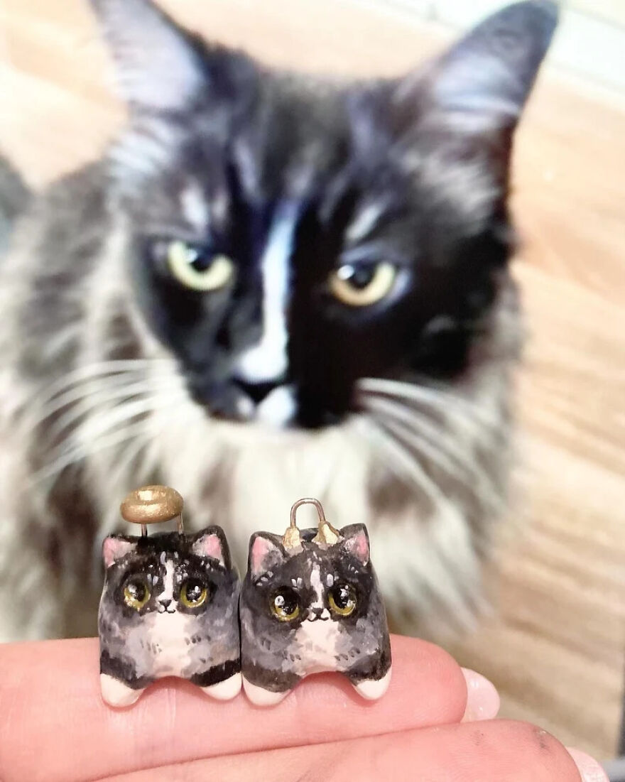 I Make Ceramic Pet Portrait Charms
